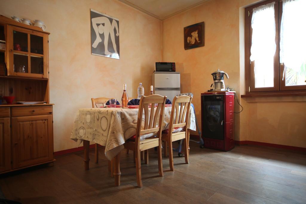 Charming Glicine And Azalea House Art And Colour With Lakeview Cadenabbia Esterno foto